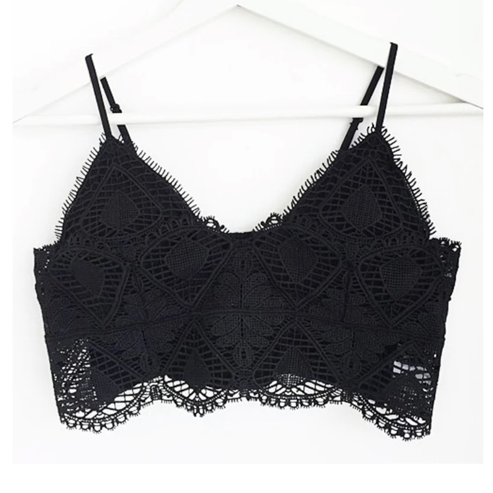 Nordstrom Wishlist Crochet Bralette in Black Sz M